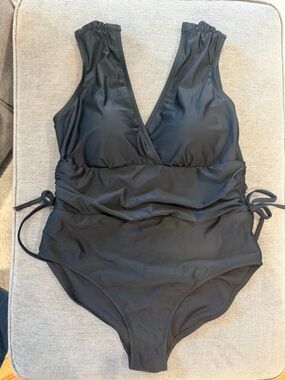 Raisins one piece swimsuit